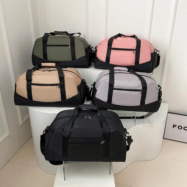 Travelling Bag - Image 3