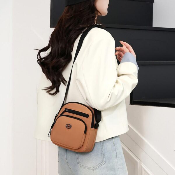 Women's shoulder bag - Image 2