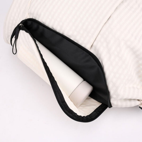 Large-capacity plaid drawstring backpack - Image 8
